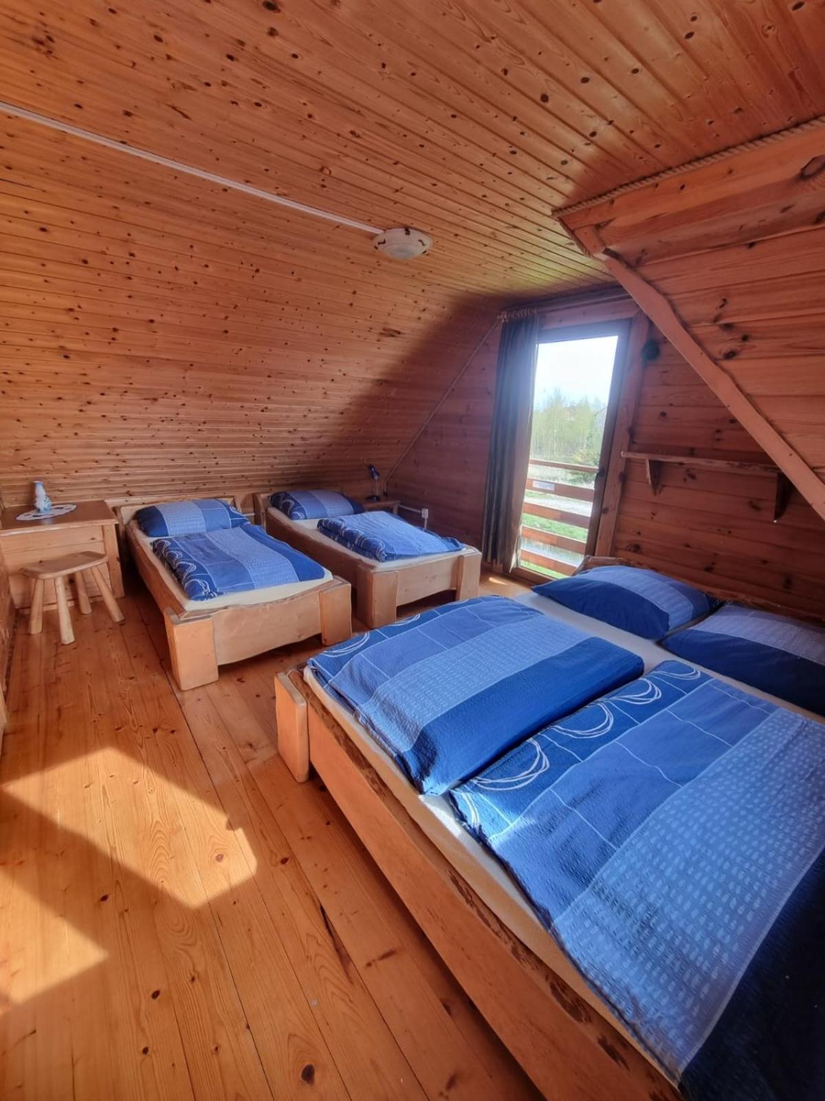 Apartamentowe Domki Drewniane Colorado Villa Karwia Exteriör bild